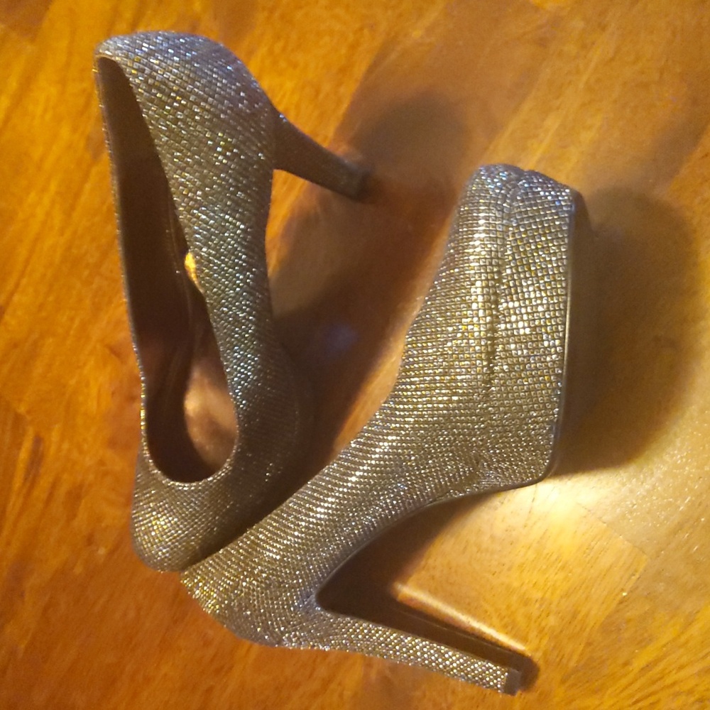 Nina Seqiuns Glitter Gold Heels, Women's Size 7.5 Medium